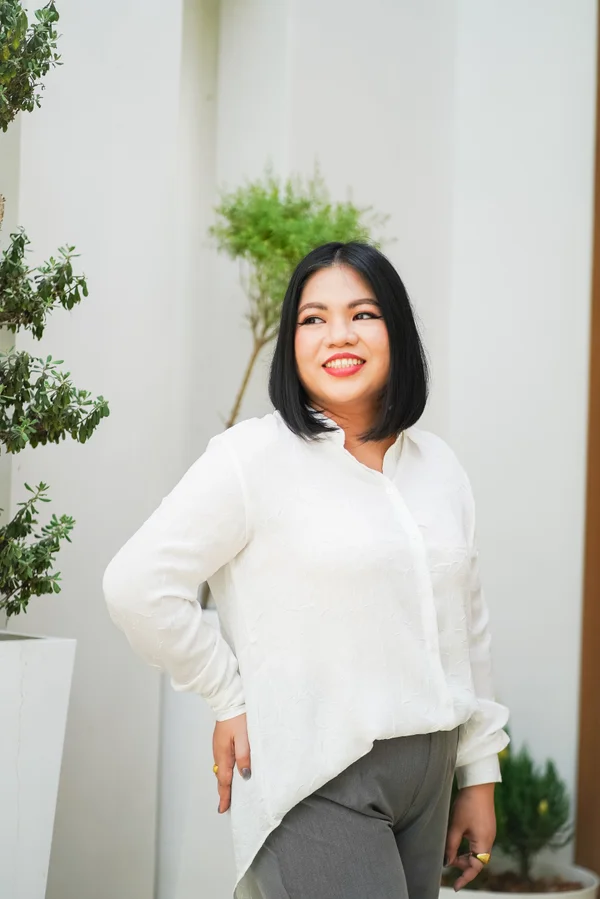 Ivhory Abag, Dream Assistant